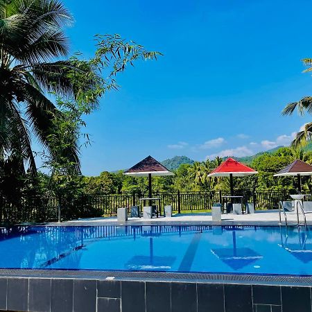 Travellers Halt Hotel Ratnapura Bagian luar foto