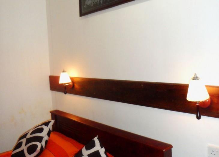 Travellers Halt Hotel Ratnapura Bagian luar foto