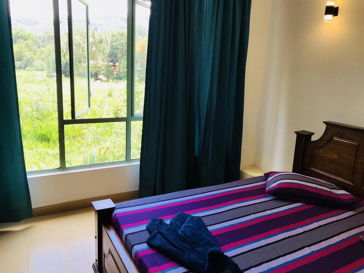 Travellers Halt Hotel Ratnapura Bagian luar foto